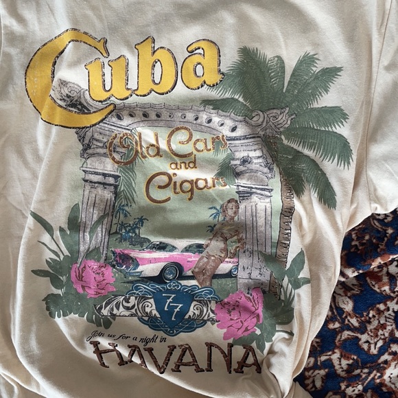 Cuba tshirt vintage people Gypsy vibe top distress free tee tshirt top minimal - Picture 3 of 4